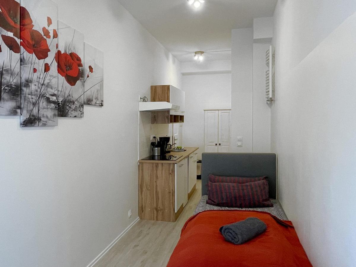 Schwanenburg Apartments Kolonie Rontgental Zewnętrze zdjęcie