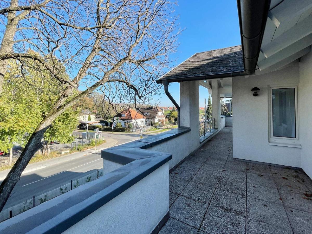 Schwanenburg Apartments Kolonie Rontgental Zewnętrze zdjęcie