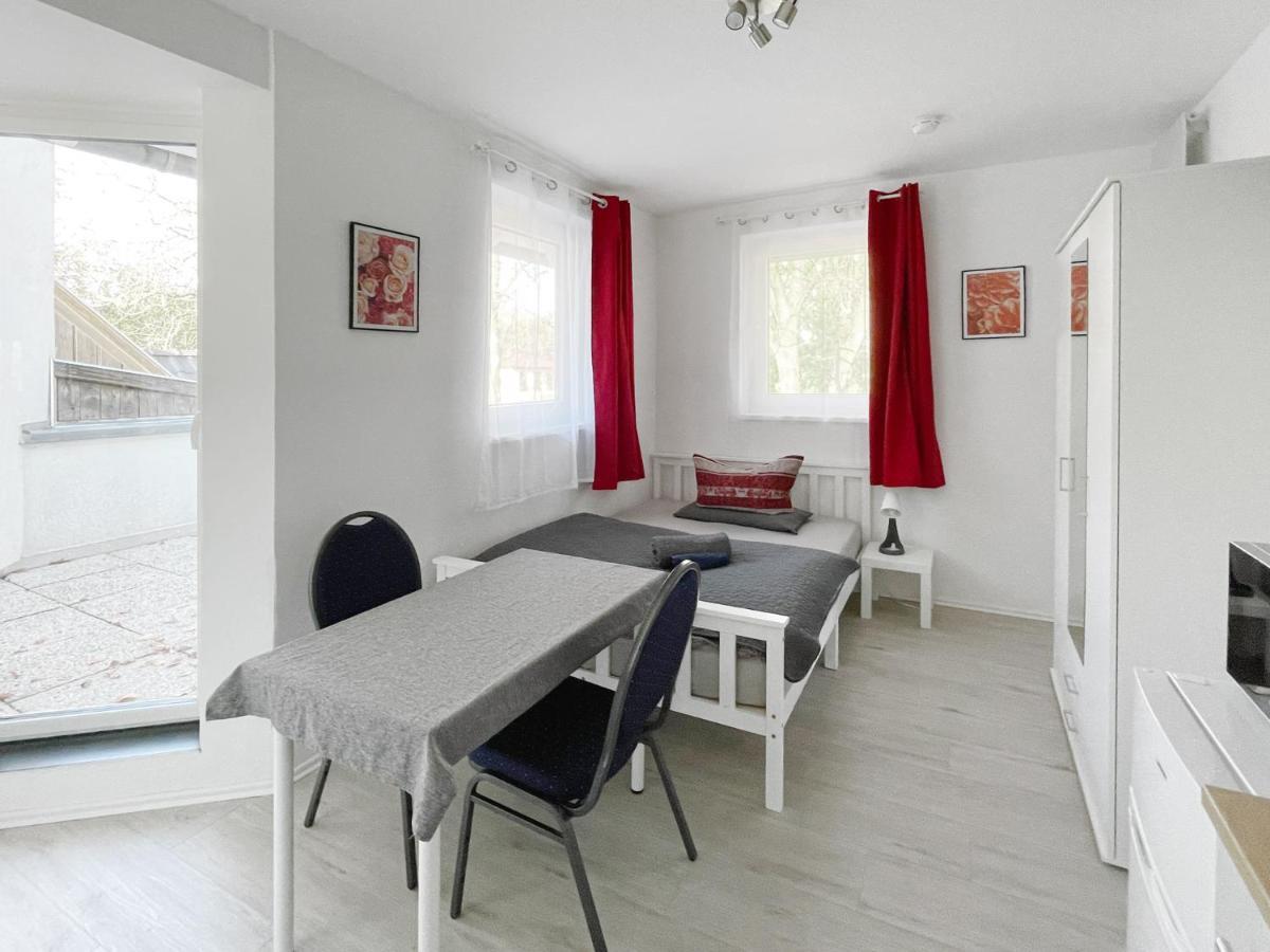Schwanenburg Apartments Kolonie Rontgental Zewnętrze zdjęcie